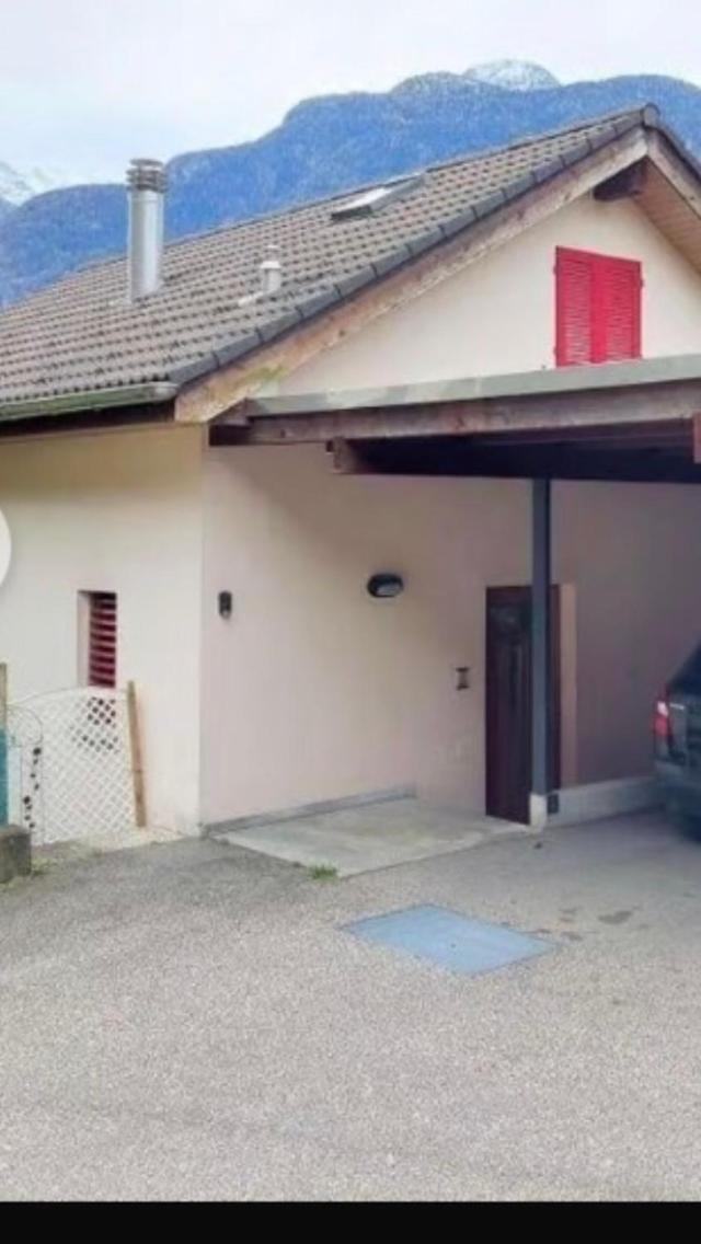 Gemuetliche Ferienwohnung Mit Garten Biasca Εξωτερικό φωτογραφία